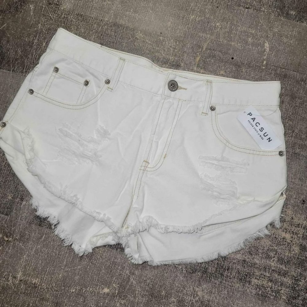 PacSun bullhead sloth shorts white size 9